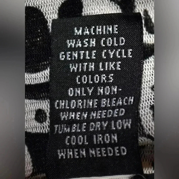 INC International Concepts Women’s Henna Emblem Black White Boho Blouse … - Picture 5 of 14